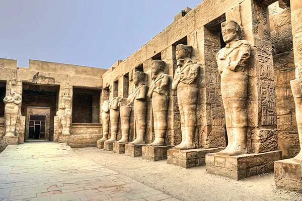 Private-day-trip-to-Luxor-Valley-of-the-Kings-from-Hurghada-18